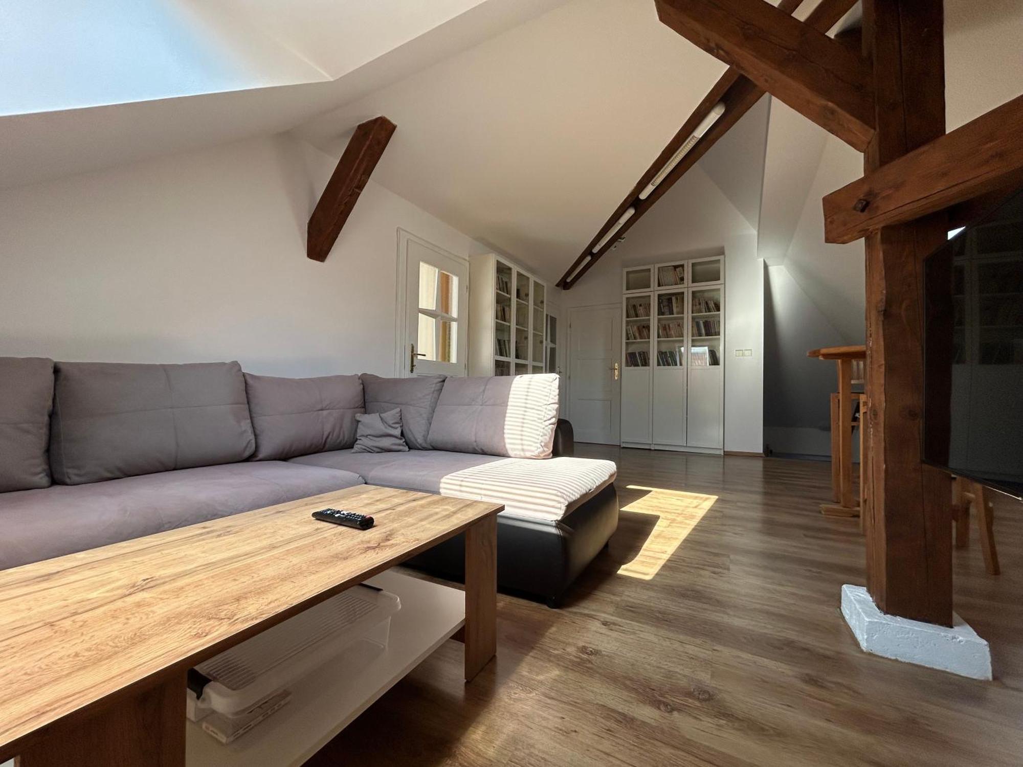 Apartmany U Kubiku Hradec Králové エクステリア 写真